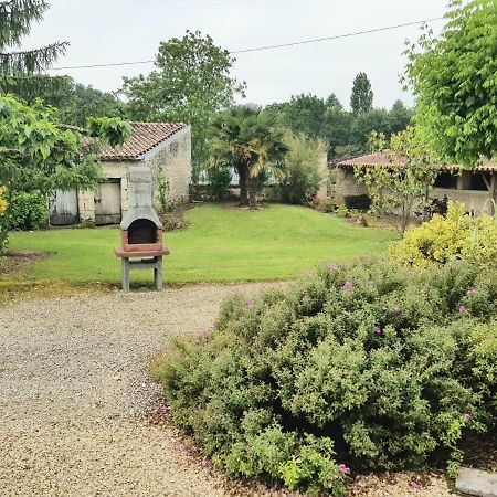 Terrasse & Jardin Villa Jonzac Luaran gambar